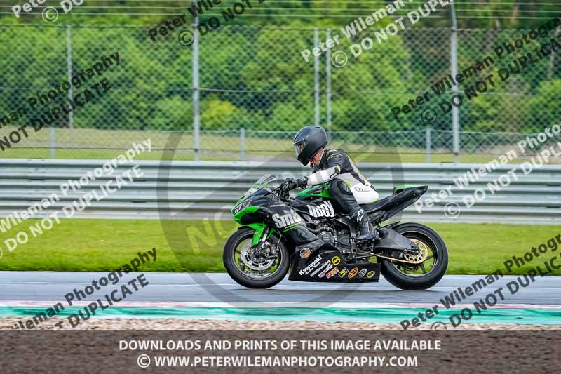 donington no limits trackday;donington park photographs;donington trackday photographs;no limits trackdays;peter wileman photography;trackday digital images;trackday photos